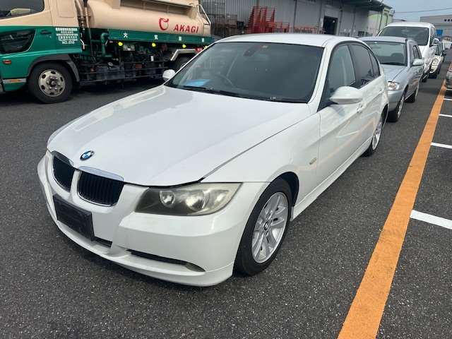 Used BMW, 3 Series Bootlid/Tailgate Bootlid E90, Sedan, Non Spoiler Type, 03/05 09/08 2005 – image 4 - All Good Parts