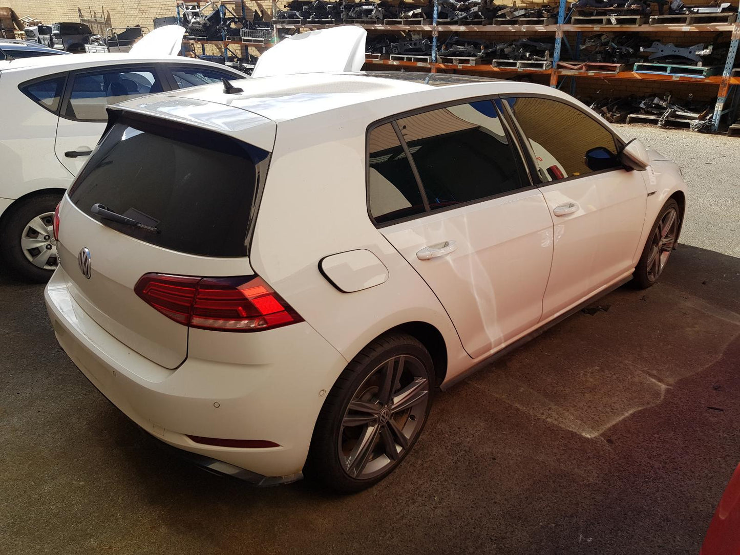 Used Volkswagen, Golf Engine , Diesel, 2.0, Turbo, Gen 7, Dcya Code, 03/17 – image 4 - All Good Parts