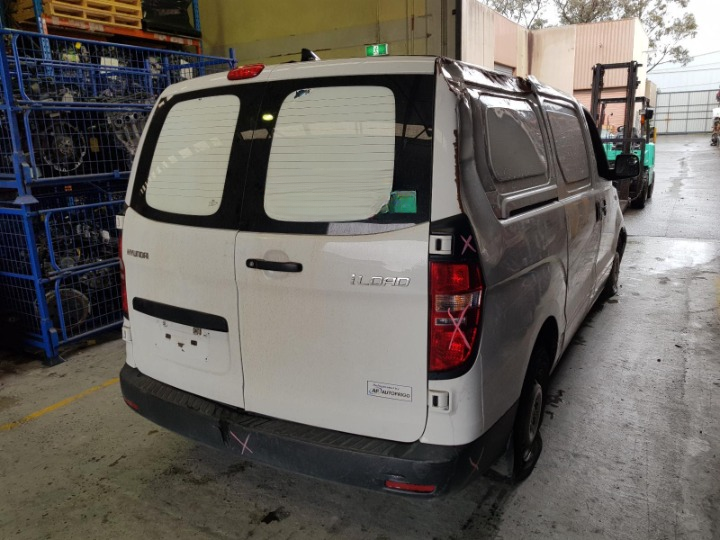 Used Hyundai, Iload Engine , Diesel, 2.5, D4Cb, Turbo, Plastic Inlet, Tq, 11/12-03/21 β image 2 - All Good Parts