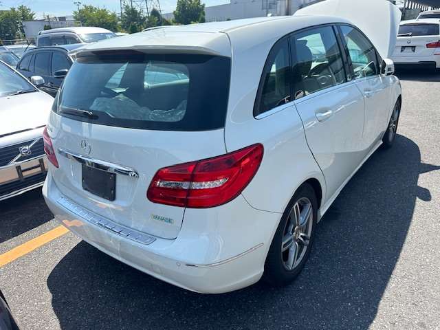 Mercedes, B Class Rear Bumper W246 Bumper Bar, W/ Chrome Highlight, Non Sport Type, 12/11 01/15