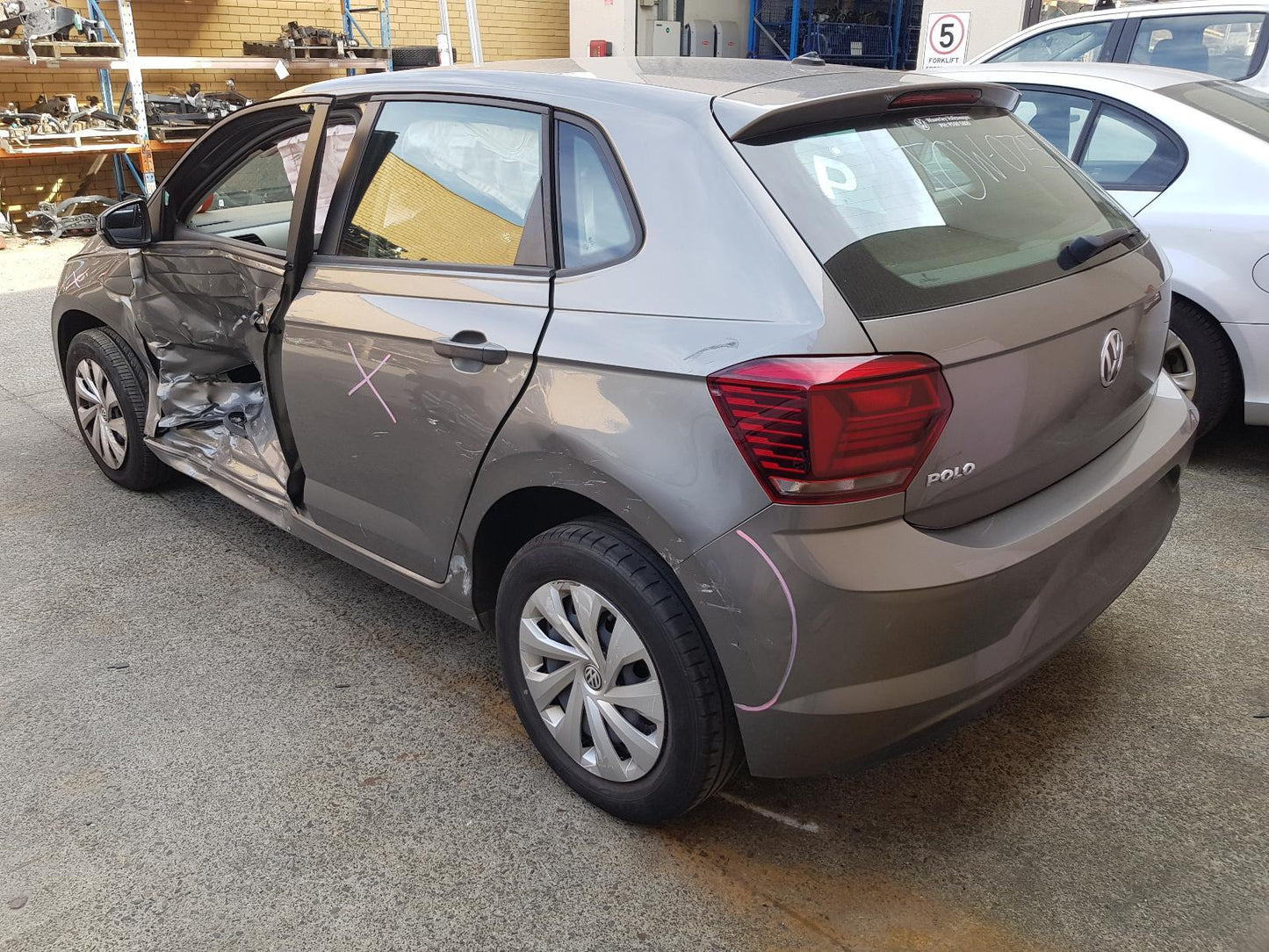 Used Volkswagen, Polo Engine , Petrol, 1.0, Turbo, Aw-Ae, Chzl Code, 09/17 – image 4 - All Good Parts