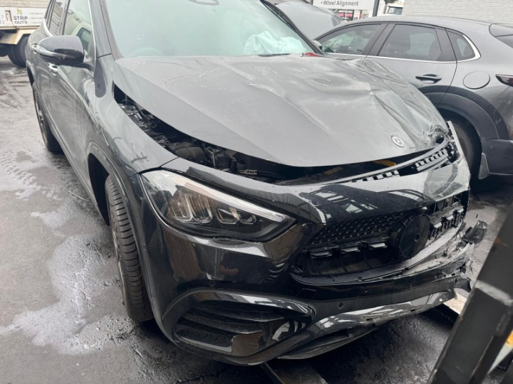 Used Mercedes, Gla Class Engine , Petrol, 1.3, Turbo, 282.814 Code, H247, 04/23 – image 2 - All Good Parts