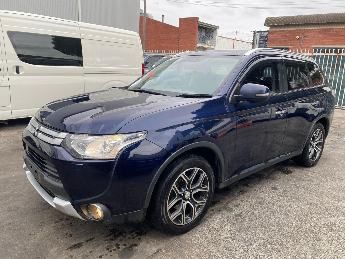 Used Mitsubishi, Outlander Trans/Gearbox , Auto, Awd, Diesel, 2.2, 4N14, Turbo, W/ Transfer Case, Zj-Zl, 10/12-07/21 – image 3 - All Good Parts