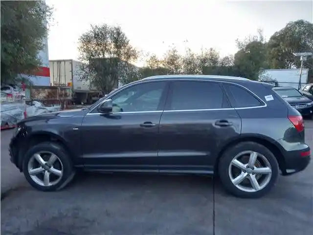 Used Audi Q5 2009 – image 3 - All Good Parts