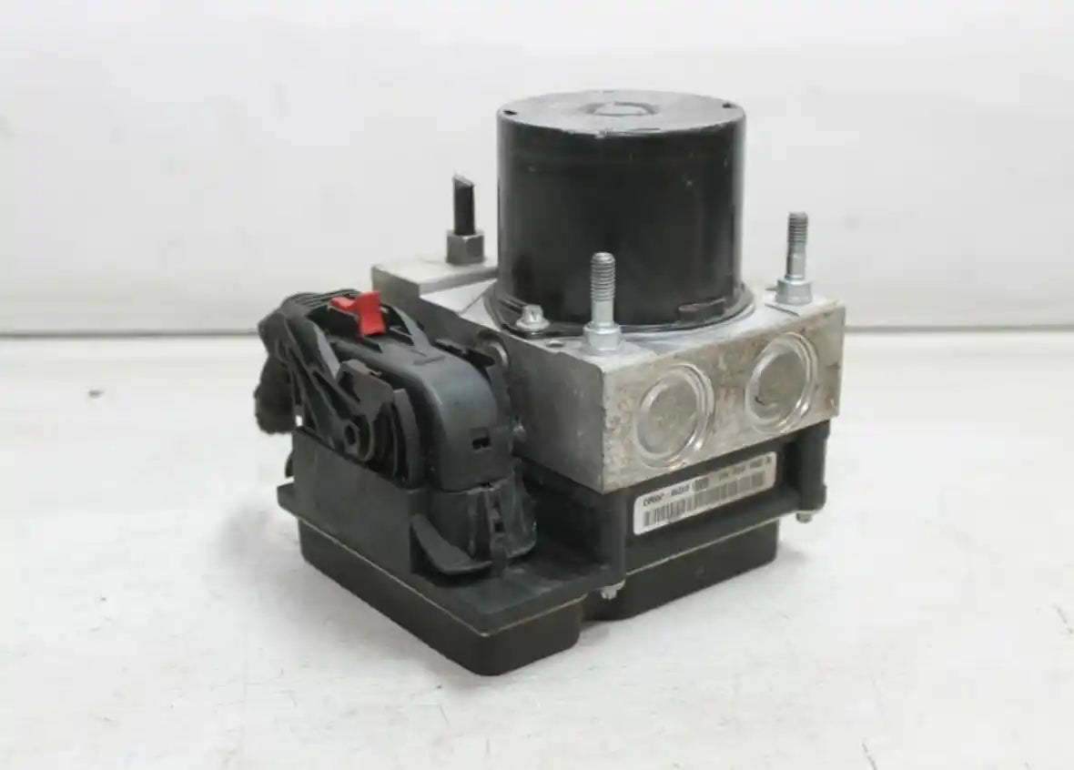 Used Audi, A1 Abs Pump/Modulator On Alloy P/N 6R0614517Q, 8X, 05/10-04/15 J63841 2012 – main images - All Good Parts