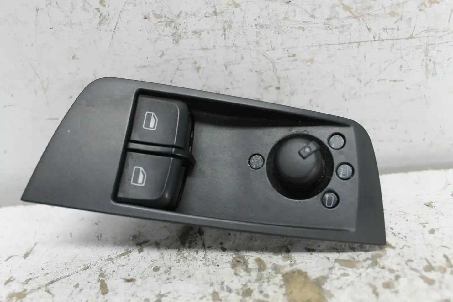 Used Audi, A1 Power Window Switch Rh Front (Master Switch) 3Dr Hatch 8X 12/10 05/13 2012 – main images - All Good Parts