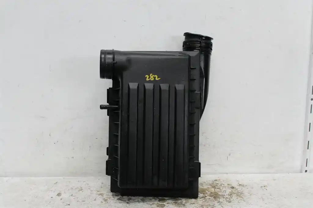 Used Audi, A3 Air Cleaner/Box Air Cleaner 8V 1.4 Petrol 03/13 10/20 2014 – image 1 - All Good Parts