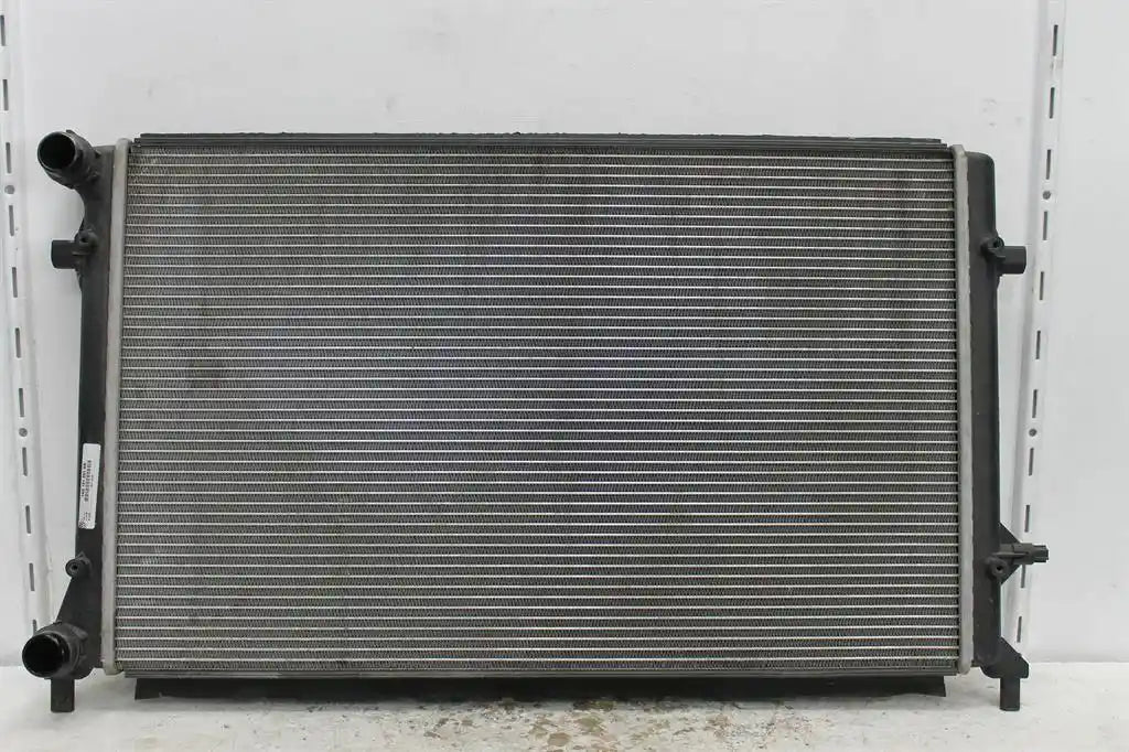 Used Audi, A3 Radiator Auto 1.6 Petrol 8P 06/04 07/08 2005 – image 1 - All Good Parts