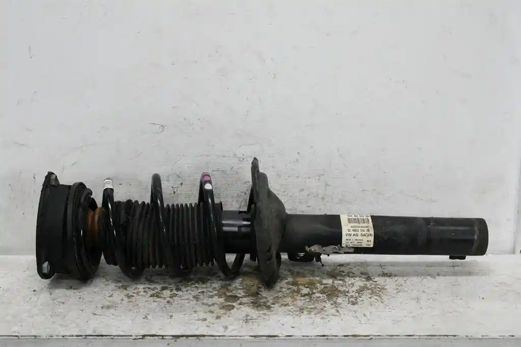 Used Audi, A3 Right Front Strut 8V 1.0/1.4 Petrol 03/13 10/20 2014 – image 1 - All Good Parts