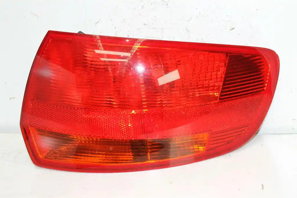 Used Audi, A3 Right Taillight A3 8P 5Dr Hatch 02/05 07/08 2005 – main images - All Good Parts