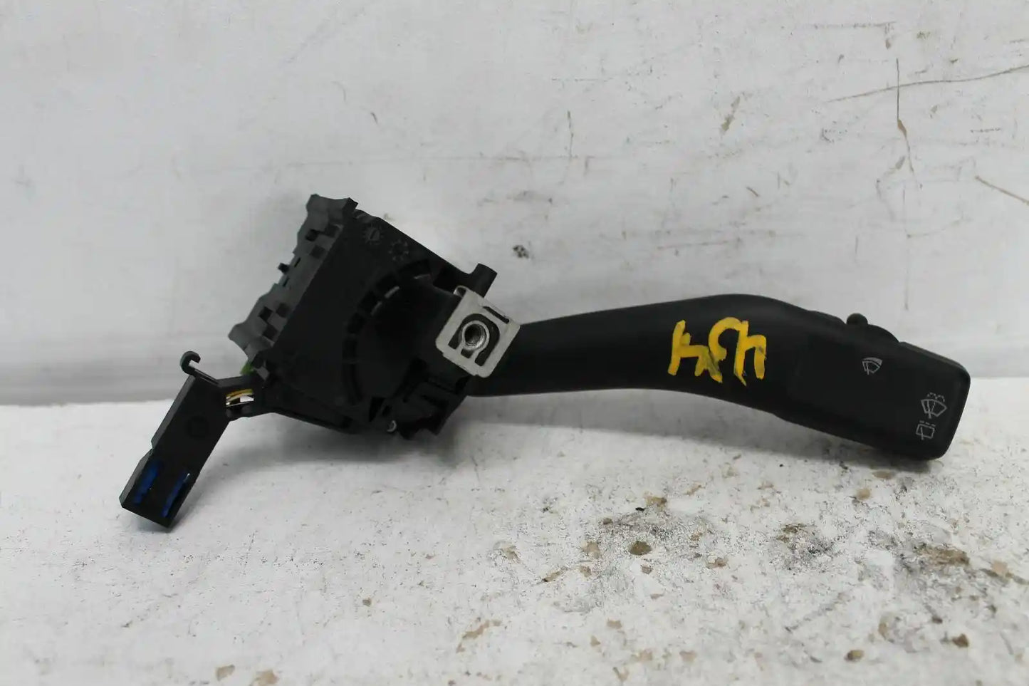 Used Audi, A3 Combination Switch Wiper Switch 8P P/N 1K0953519A 06/04 04/13 2004 – main images - All Good Parts