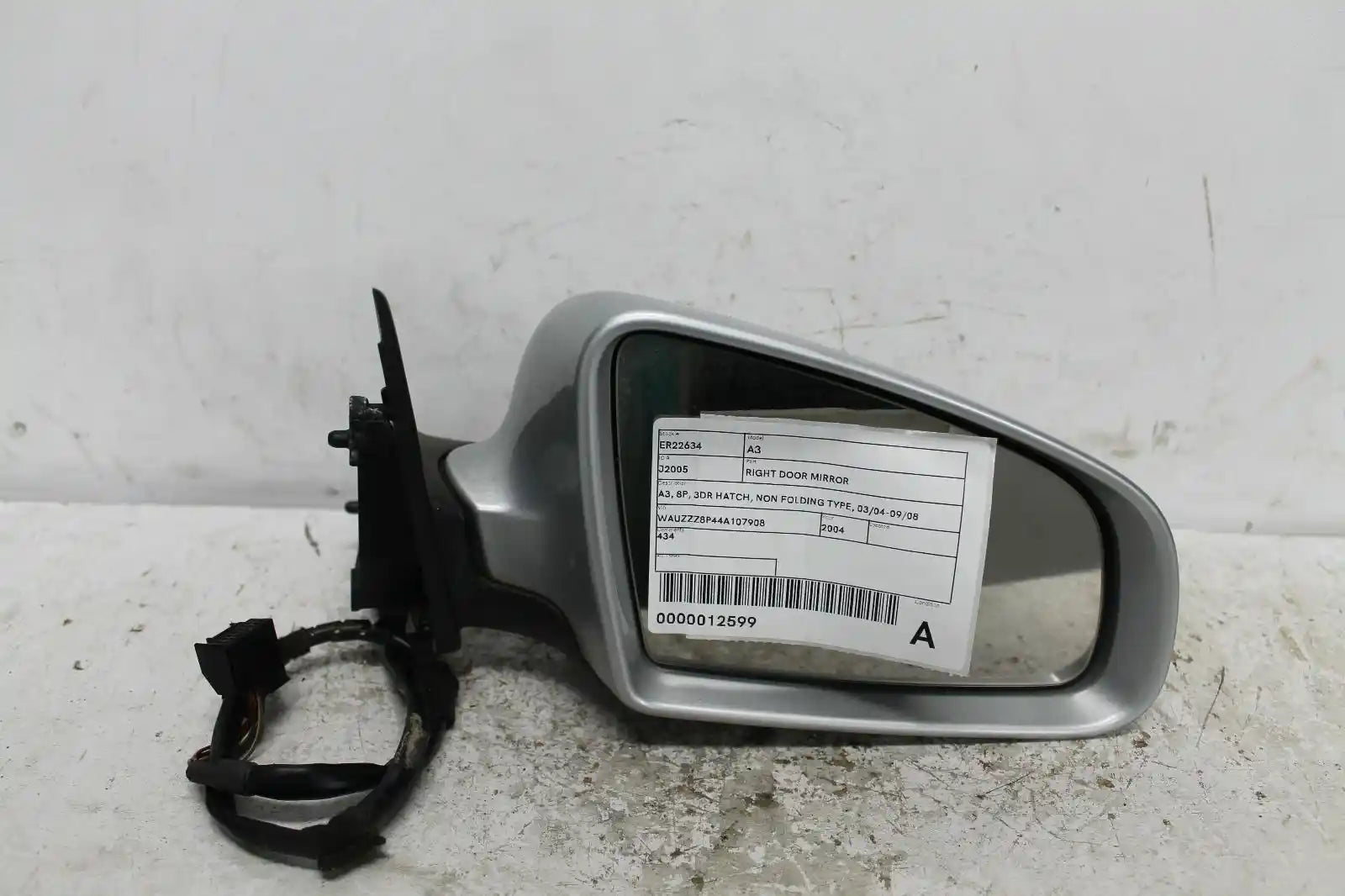 Used Audi, A3 Right Door Mirror A3 8P 3Dr Hatch Non Folding Type 03/04 09/08 2004 – main images - All Good Parts