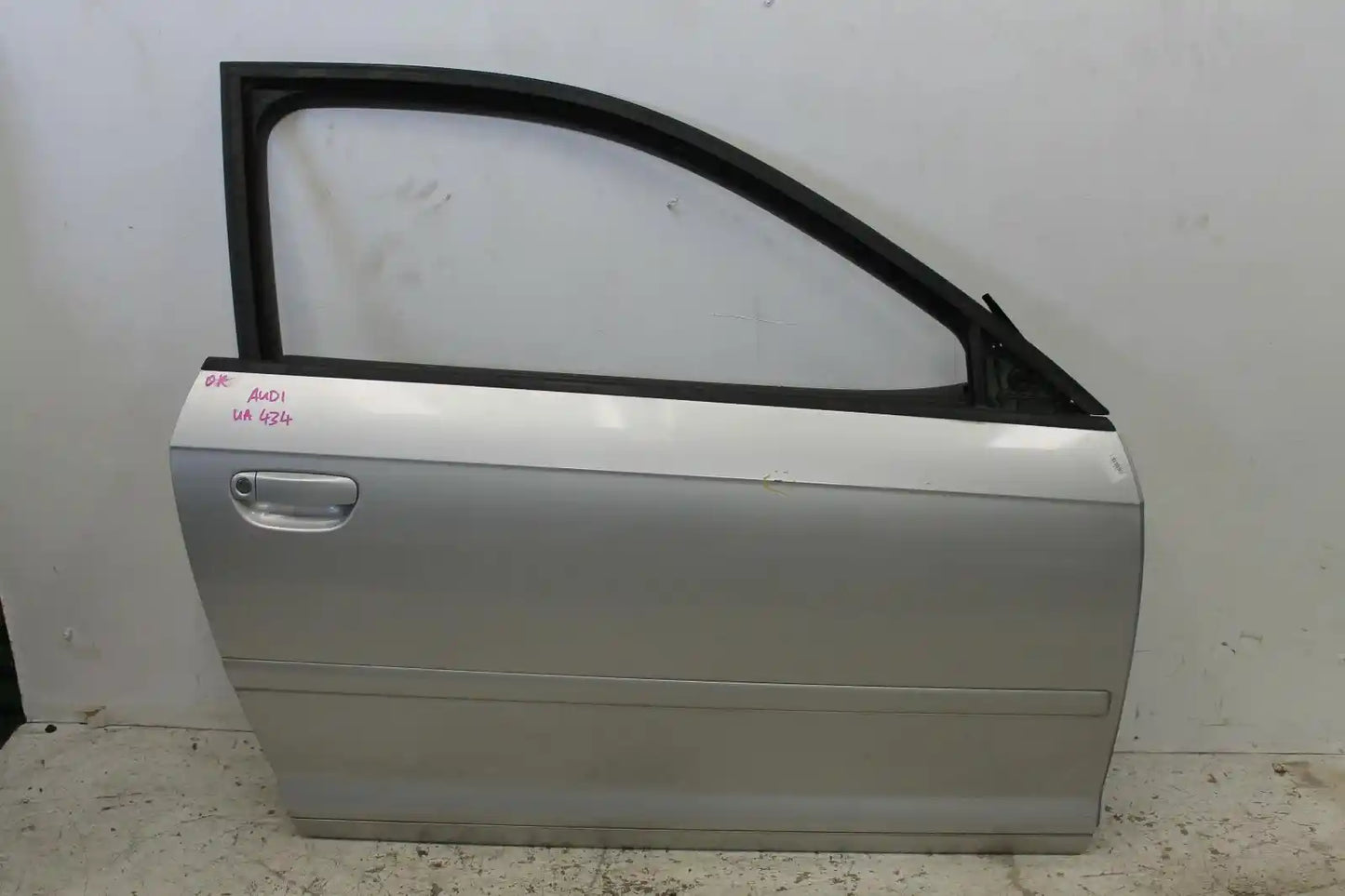 Used Audi, A3 Right Front Door 8P 3Dr Hatch 03/04 04/13 2004 – main images - All Good Parts