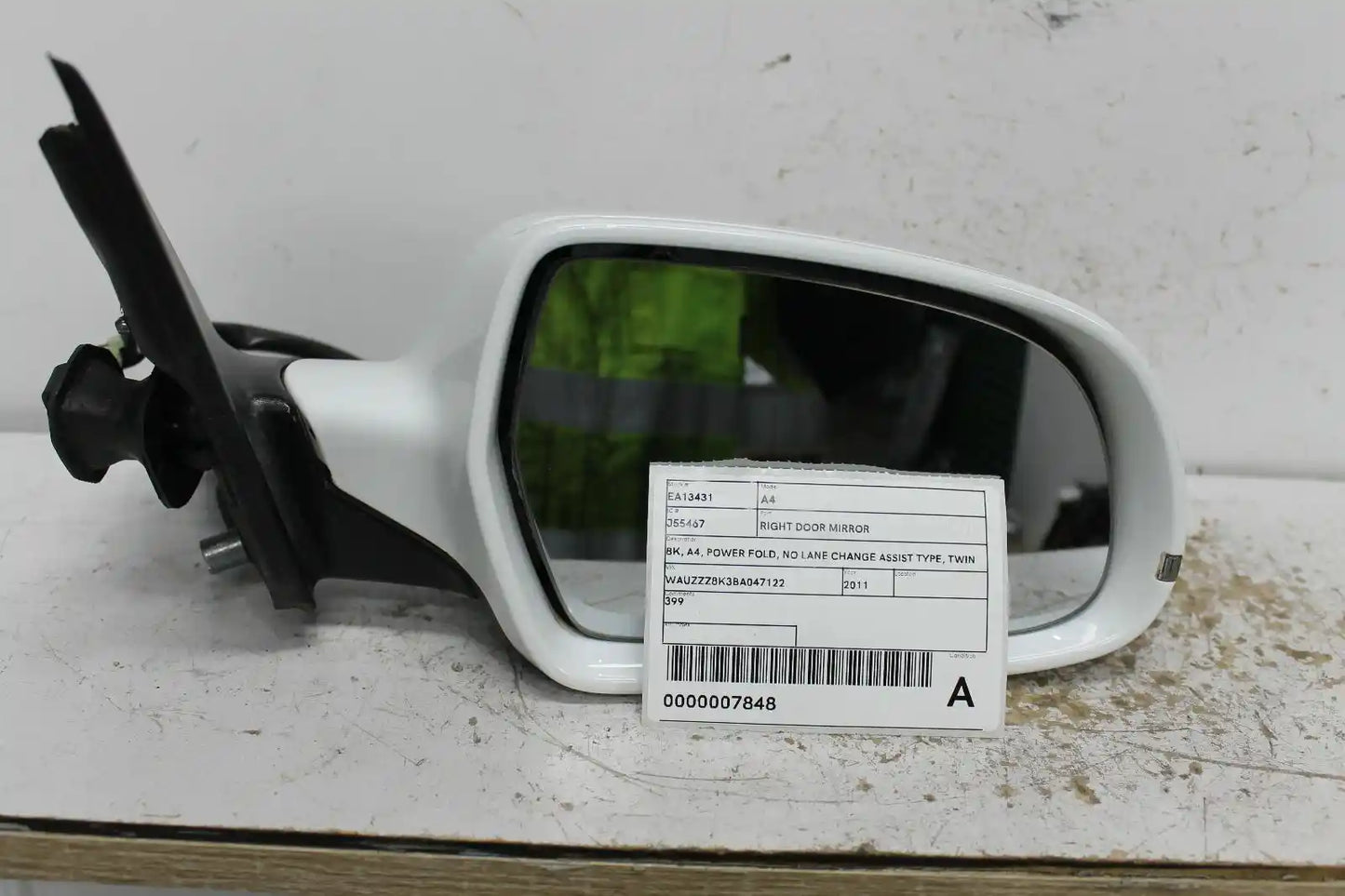 Used Audi, A4 Right Door Mirror 8K A4 Power Fold No Lane Change Assist Type Twin Plug 10+2 Wire 02/08 09/15 2011 – image 1 - All Good Parts