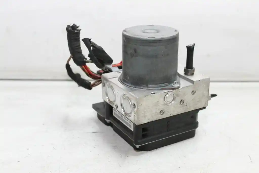 Used Audi, A4 Abs Pump/Modulator B8 8K, P/N 8K0614517Fb, 07/12-01/16 J16324 2012 – main images - All Good Parts