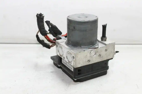Audi, A4 Abs Pump/Modulator B8 8K, P/N 8K0614517Fb, 07/12-01/16 J16324
