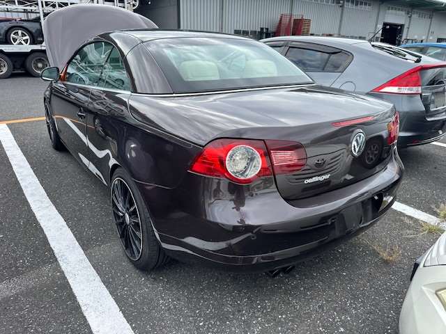 Used Volkswagen, Eos Rear Bumper Petrol Eng Type W/ Park Sensors , 02/07 04/11 2007 – image 5 - All Good Parts