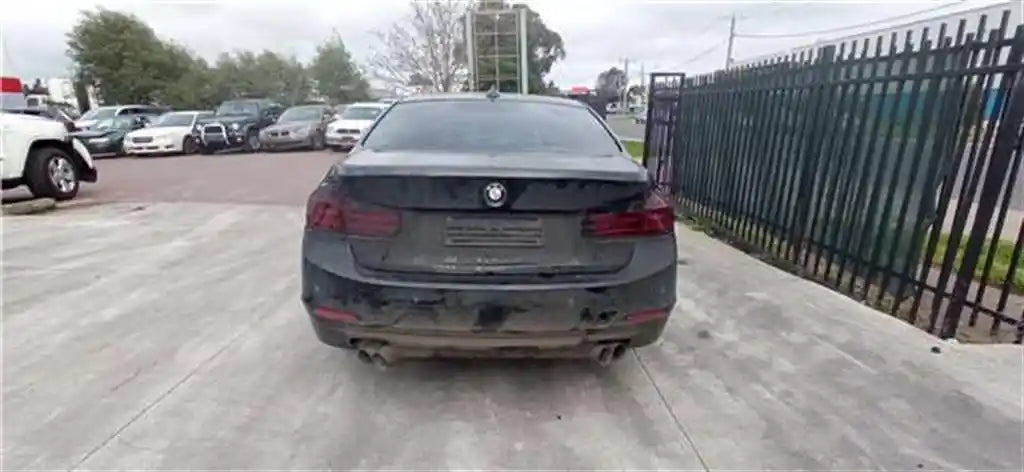 Used BMW 3 Series 2012 – image 3 - All Good Parts
