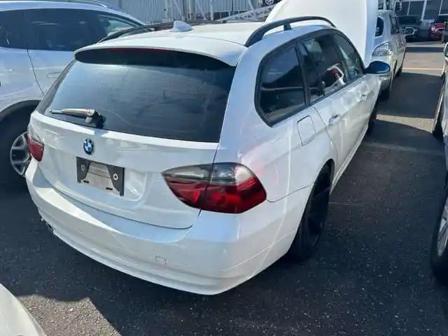 Used BMW 3 Series 2007 – image 3 - All Good Parts
