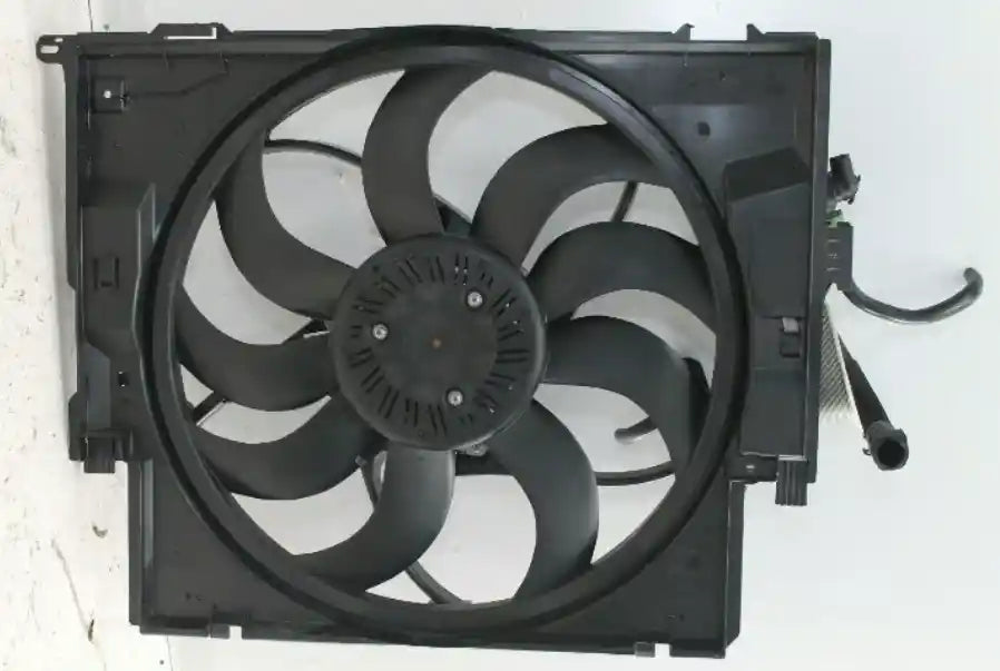 Used BMW, 3 Series Fan Radiator Fan Petrol 316I/320I/328I 400W F30/F31/F34 11/11 05/16 2013 – image 1 - All Good Parts