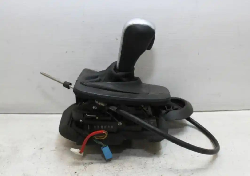 Used BMW, 3 Series Gear Stick/Shifter Auto T/M, E90, 03/05-12/13 J25150 2005 – main images - All Good Parts