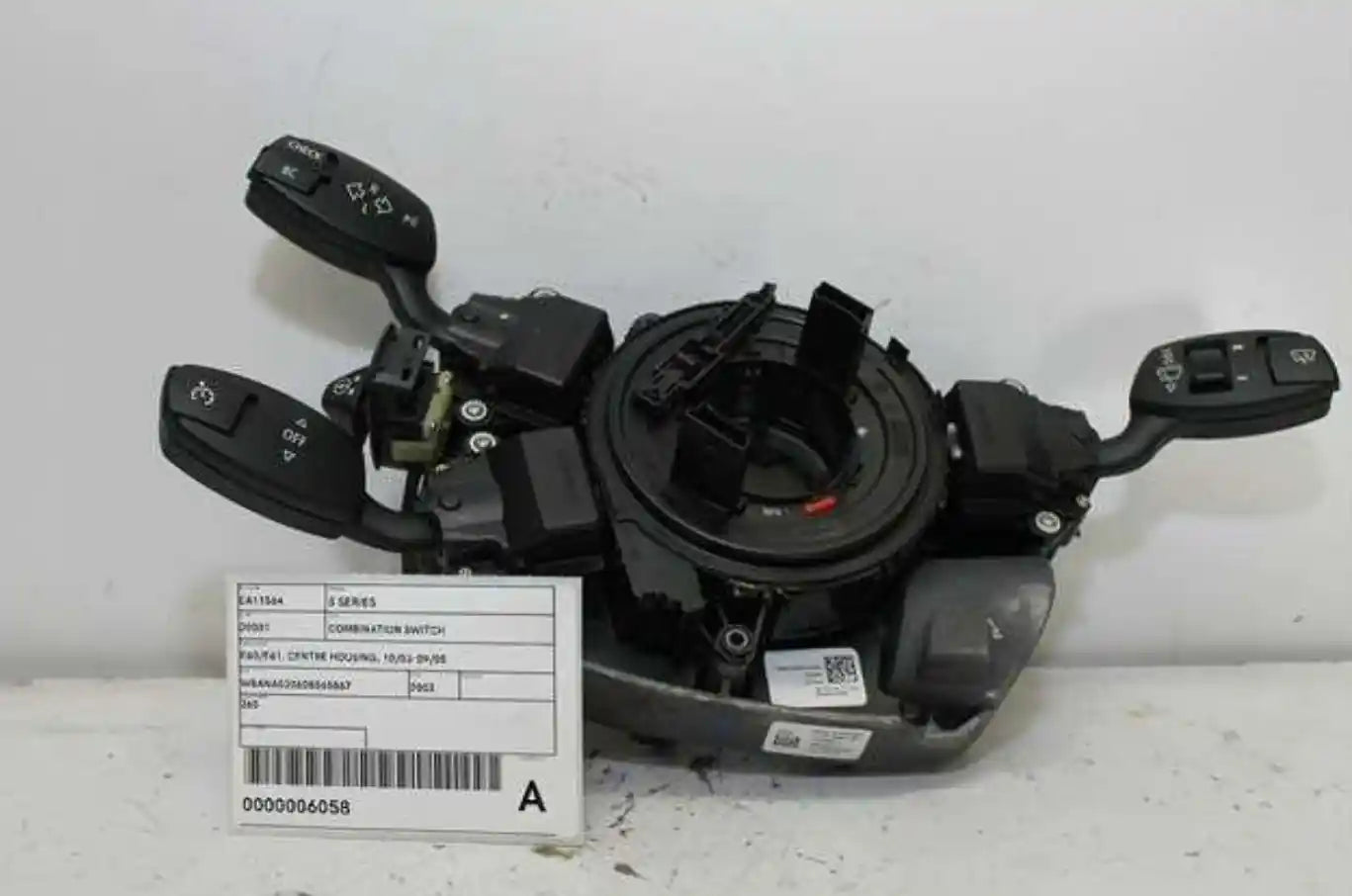 Used BMW, 5 Series Combination Switch E60/E61 Centre Housing 10/03 09/05 2003 – image 1 - All Good Parts