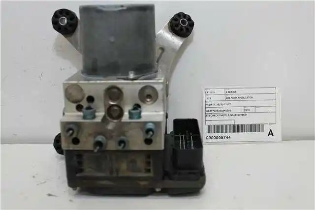 Used BMW, 5 Series Abs Pump/Modulator F10/F11 05/10 01/17 2010 – image 1 - All Good Parts