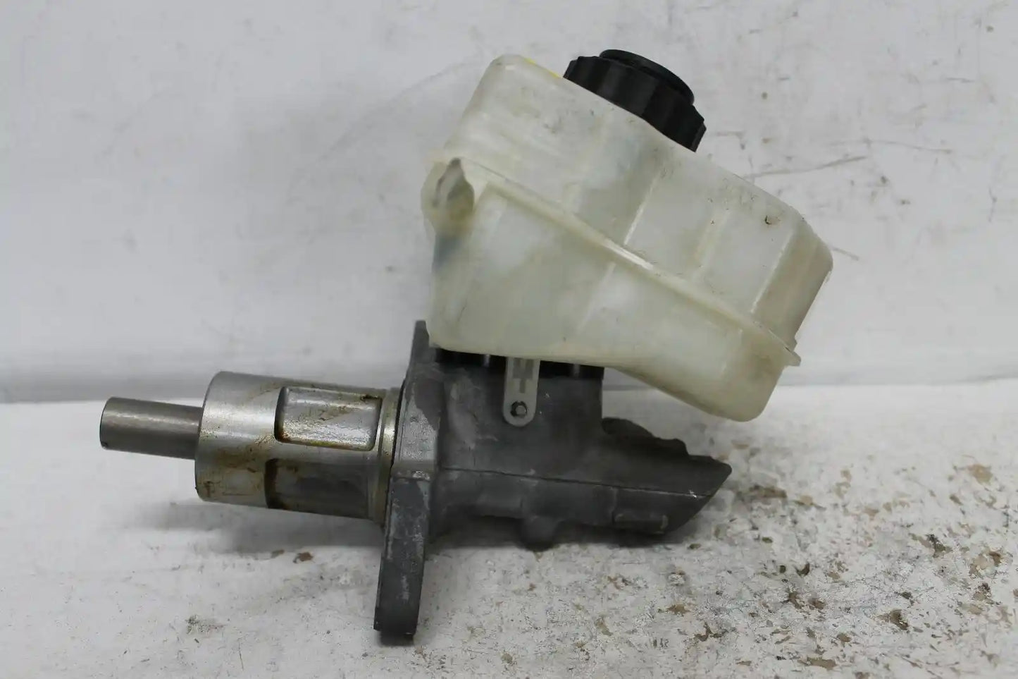 Used BMW, X1 Master Cylinder E84 04/10 07/15 2012 – main images - All Good Parts