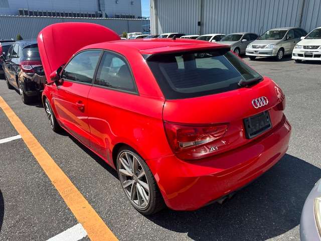 Audi, A1 Rear Bumper 8X A1, Attraction/Ambition, Non Park Sensor Type, 12/10 05/15