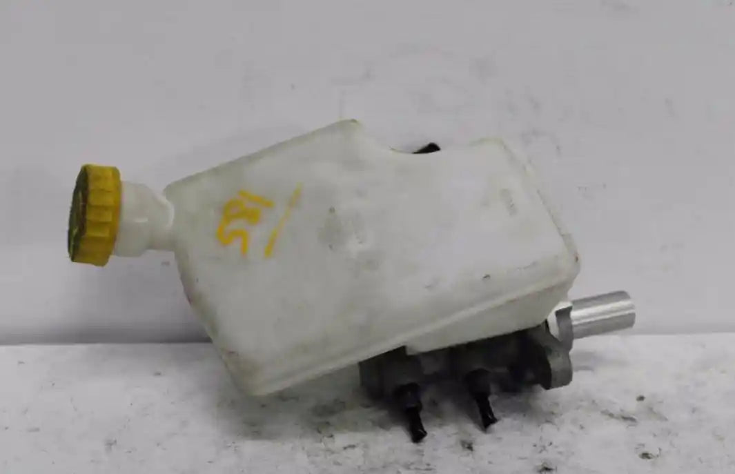 Used Citroen, DS3 Master Cylinder 09/10-12/16 1504 2014 – main images - All Good Parts