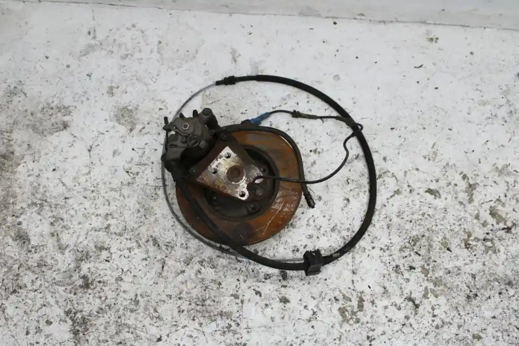 Used Citroen, DS3 Left Rear Hub Assembly 09/10-12/16 1503 2012 – image 2 - All Good Parts