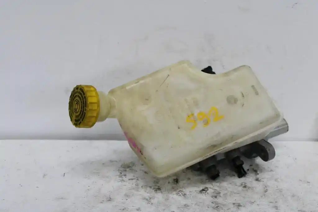 Used Citroen, DS3 Master Cylinder 09/10-12/16 1504 2012 – main images - All Good Parts