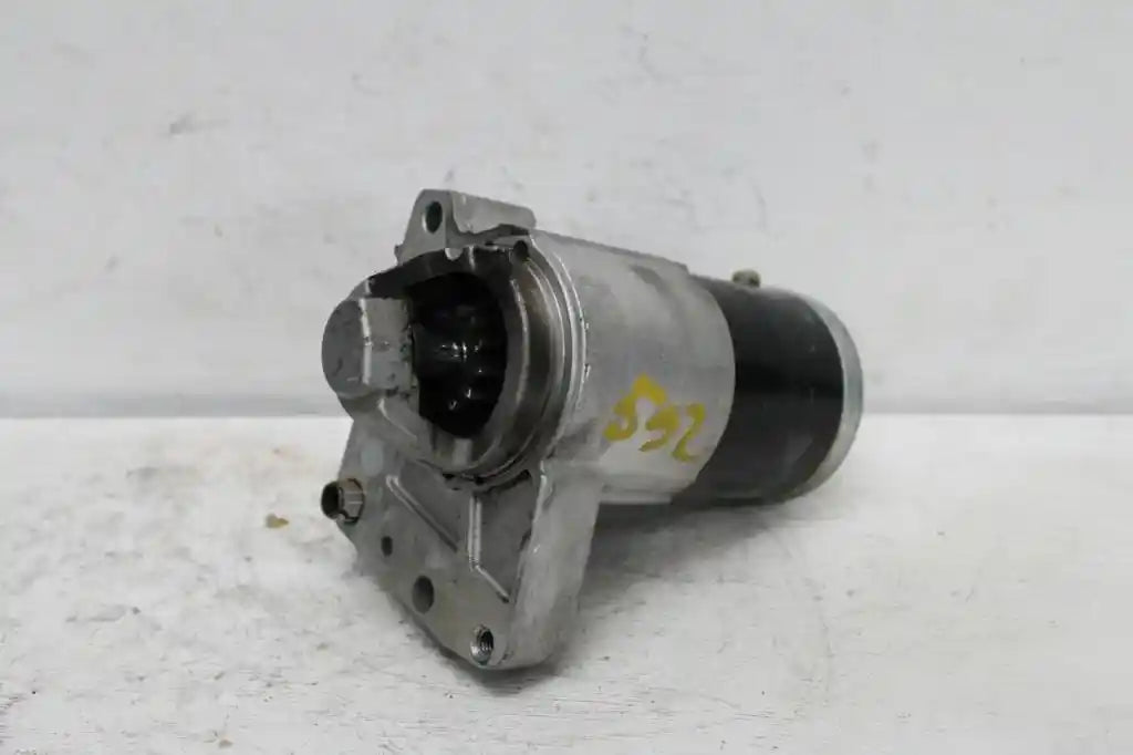 Used Citroen, DS3 Starter Motor Petrol, 1.4, Mitsubishi P/N M000T32271Ze, 06/11-12/12 J95216 2012 – image 2 - All Good Parts
