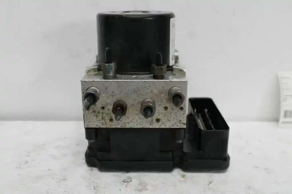 Used Dodge, Nitro Abs Pump/Modulator Petrol, 3.7, Ka, 06/07-12/11 J6734 2011 – image 2 - All Good Parts