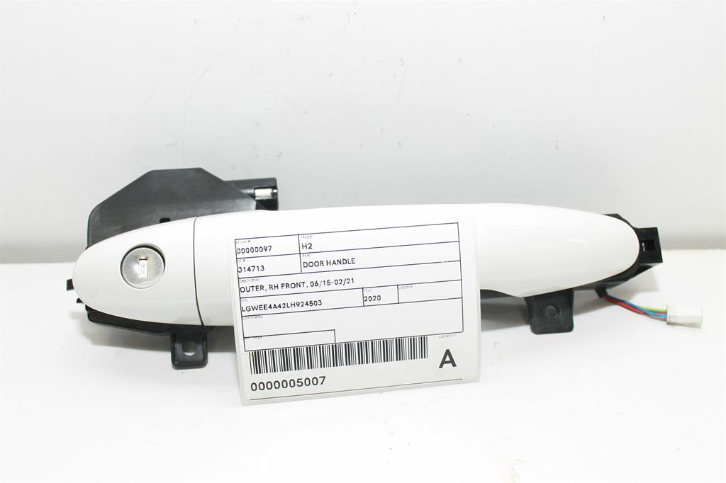 Used Haval, H2 Door Handle Outer Rh Front 06/15 02/21 2020 – image 1 - All Good Parts