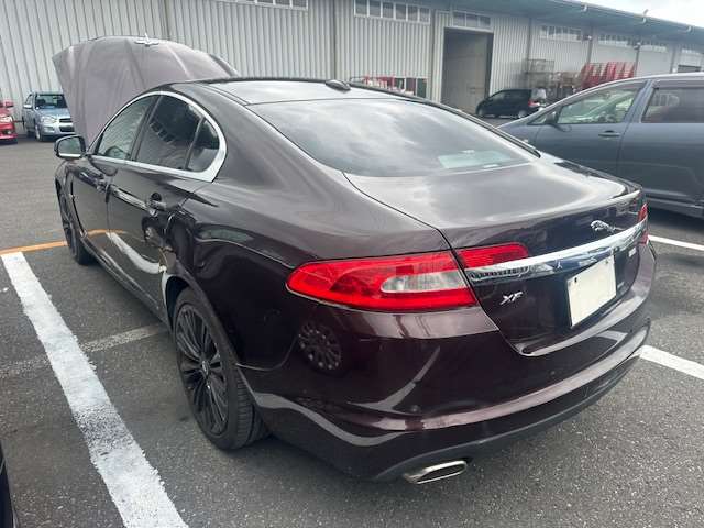 Jaguar, XF Right Front Door, X250 06/08-05/15