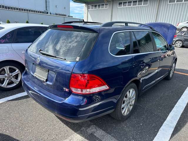 Volkswagen, Golf Rear Bumper Gen 6 Wagon, 09/09 01/13