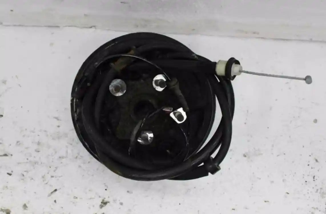 Used Fiat, 500 Right Rear Hub Assembly Drum Type, 03/08- J0982 2010 – image 2 - All Good Parts