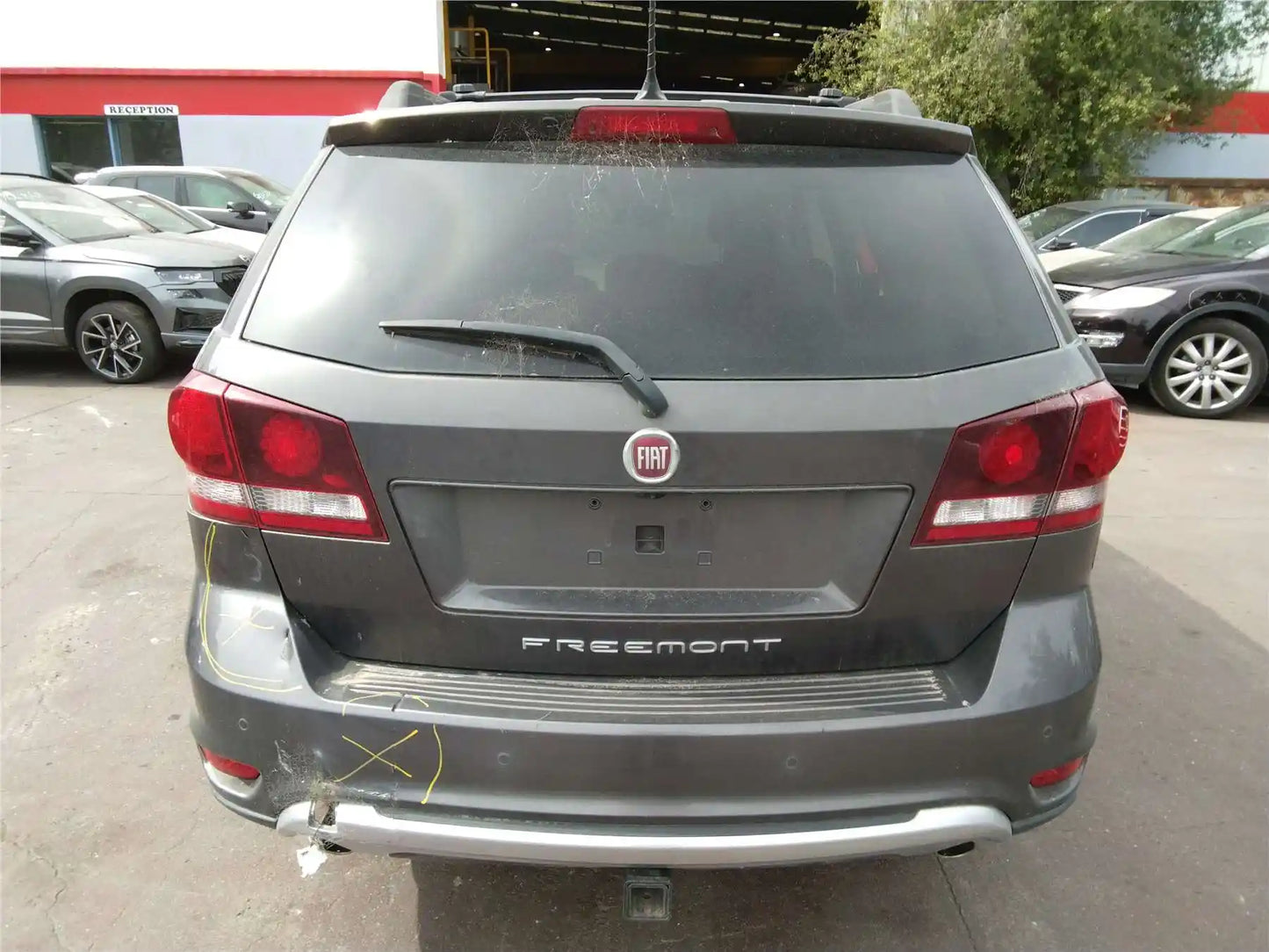 Used Fiat, Freemont Right Guard Liner Jf 04/13 01/17 2015 – image 5 - All Good Parts