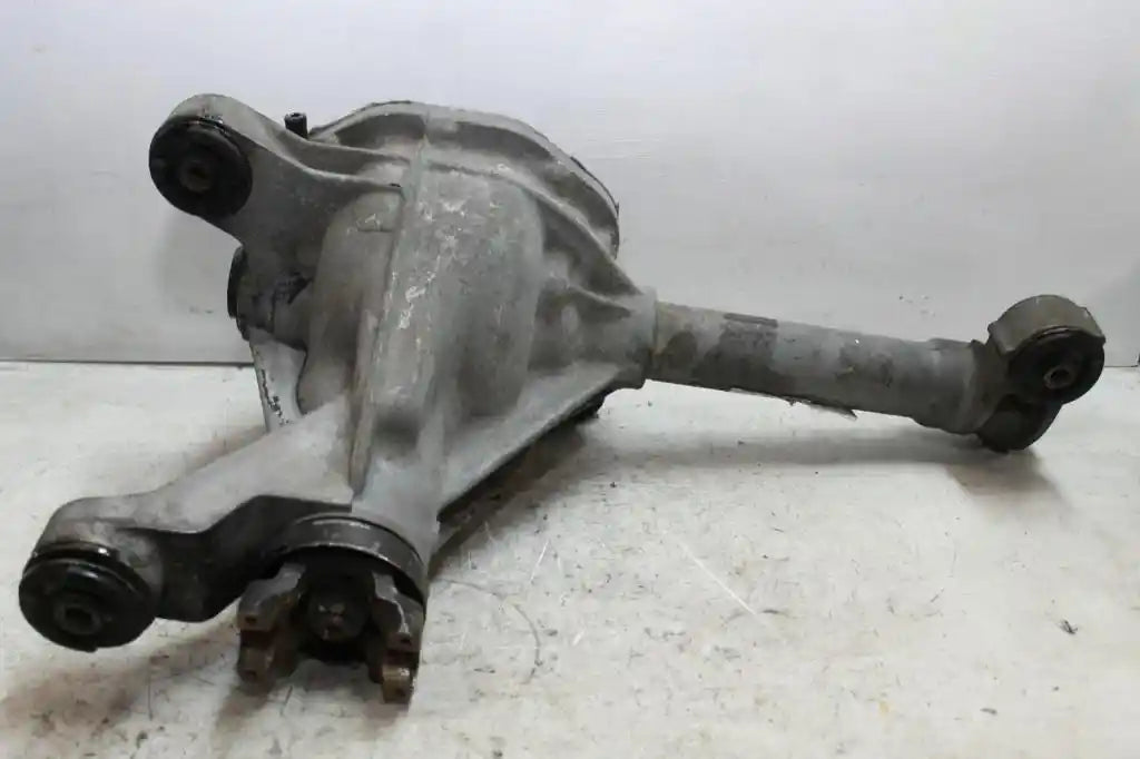 Used Ford, Explorer Differential Centre Front, Ifs, Ut-Uz, Non Lsd Type, 10/01-08/05 J68811 2005 – main images - All Good Parts