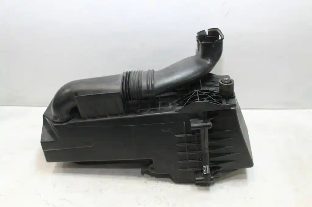 Used Ford, Fiesta Air Cleaner/Box Air Cleaner, Wz, 1.5, Auto, 05/13-12/19 J22973 2017 – image 2 - All Good Parts