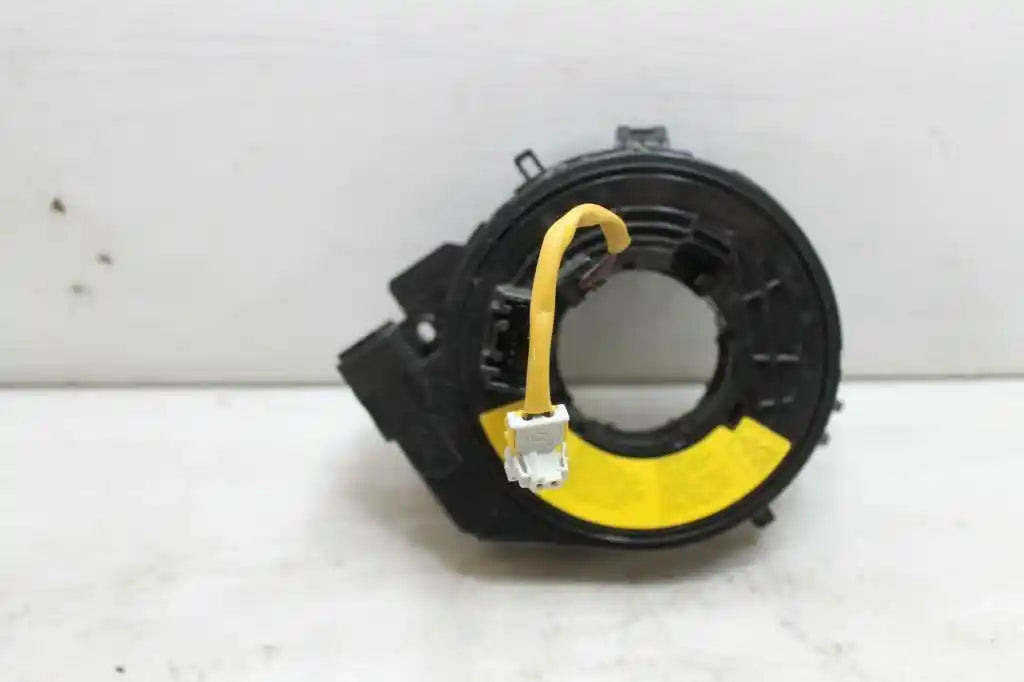 Used Ford, Fiesta Airbag Module/Sensor Clockspring Wt 08/10 08/13 2010 – main images - All Good Parts