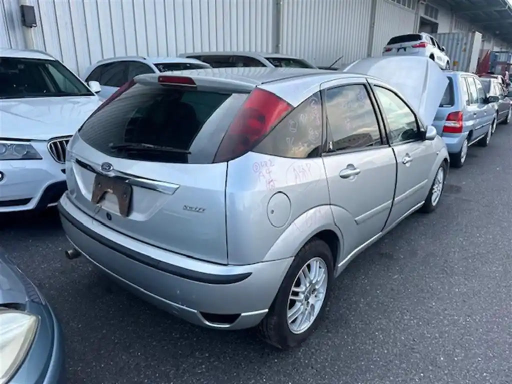 Used Ford, Focus Bootlid/Tailgate Tailgate Lr Hatch Non Spoiler Type 01/01 06/05 2002 – image 4 - All Good Parts