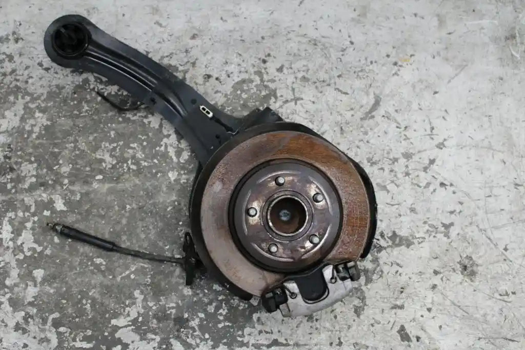 Used Ford, Focus Right Rear Hub Assembly Lw Abs Type 05/11 08/15 2011 – main images - All Good Parts