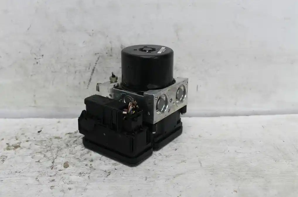 Used Ford, Kuga Abs Pump/Modulator Tf 11/12 09/16 2013 – image 1 - All Good Parts