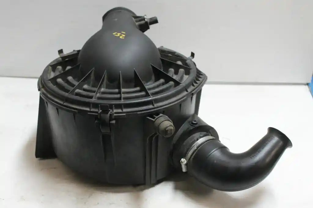 Used Ford, Ranger Air Cleaner/Box Air Cleaner Px Series 3 2.2 Diesel 06/18 04/22 2018 – image 1 - All Good Parts