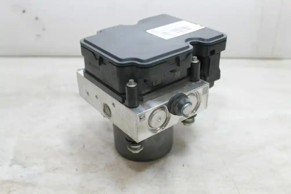 Used GWM, Cannon Ute Abs Pump/Modulator Npw 09/20 2022 – image 1 - All Good Parts