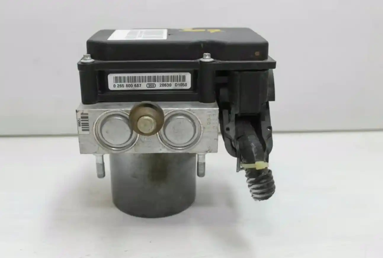 Used GWM, V200/V240 Abs Pump/Modulator K2 V240 Petrol 4Wd 07/09 01/15 2012 – main images - All Good Parts