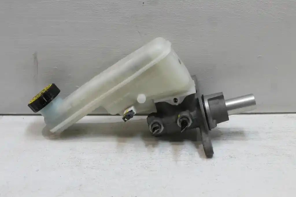 Used Haval, H2 Master Cylinder 06/15-02/21 2189 2017 – main images - All Good Parts