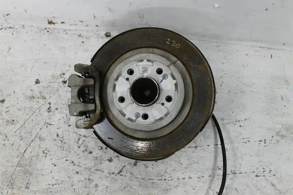 Used Haval, H6 Right Rear Hub Assembly B01 2Wd 02/21 2022 – image 1 - All Good Parts